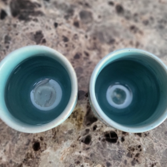 Toss & Turn Pottery matching set of cups - Picture 3 of 4